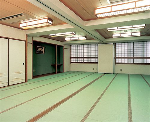 Ryokan Wakamiya Киото Экстерьер фото